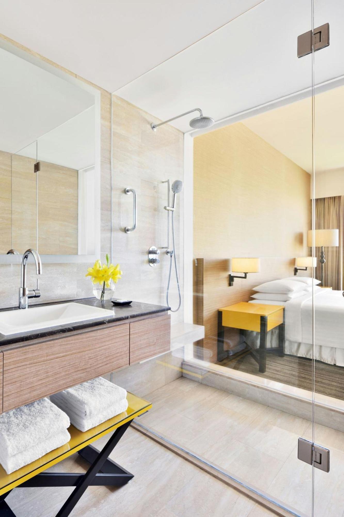 מלון Courtyard By Marriott Bengaluru Outer Ring Road מראה חיצוני תמונה