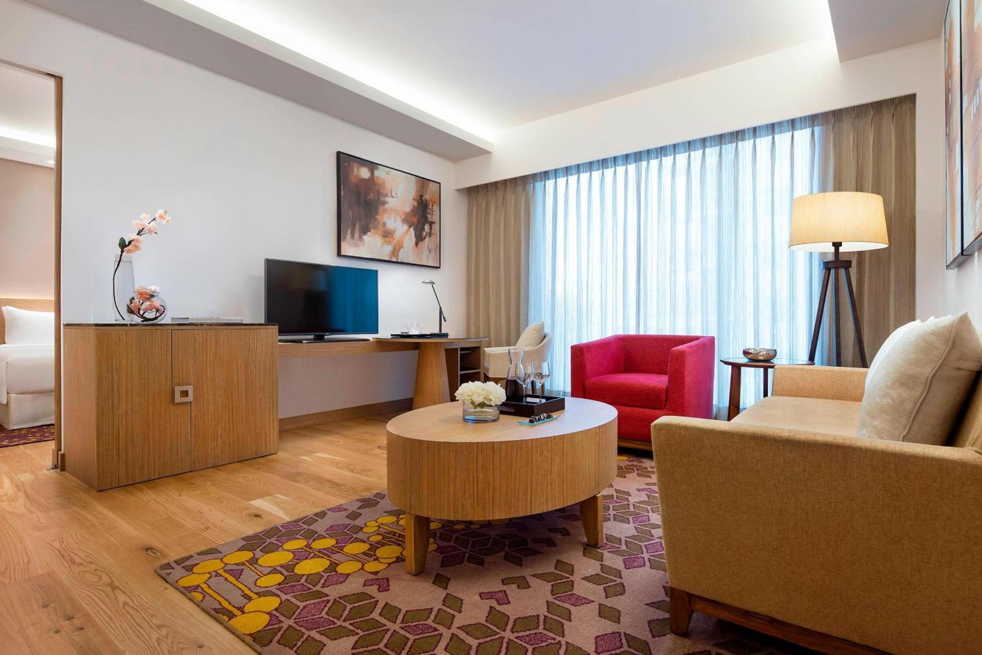 מלון Courtyard By Marriott Bengaluru Outer Ring Road מראה חיצוני תמונה